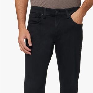 *SALE* Joe's Black Jeans - Size 33 Straight & Narrow